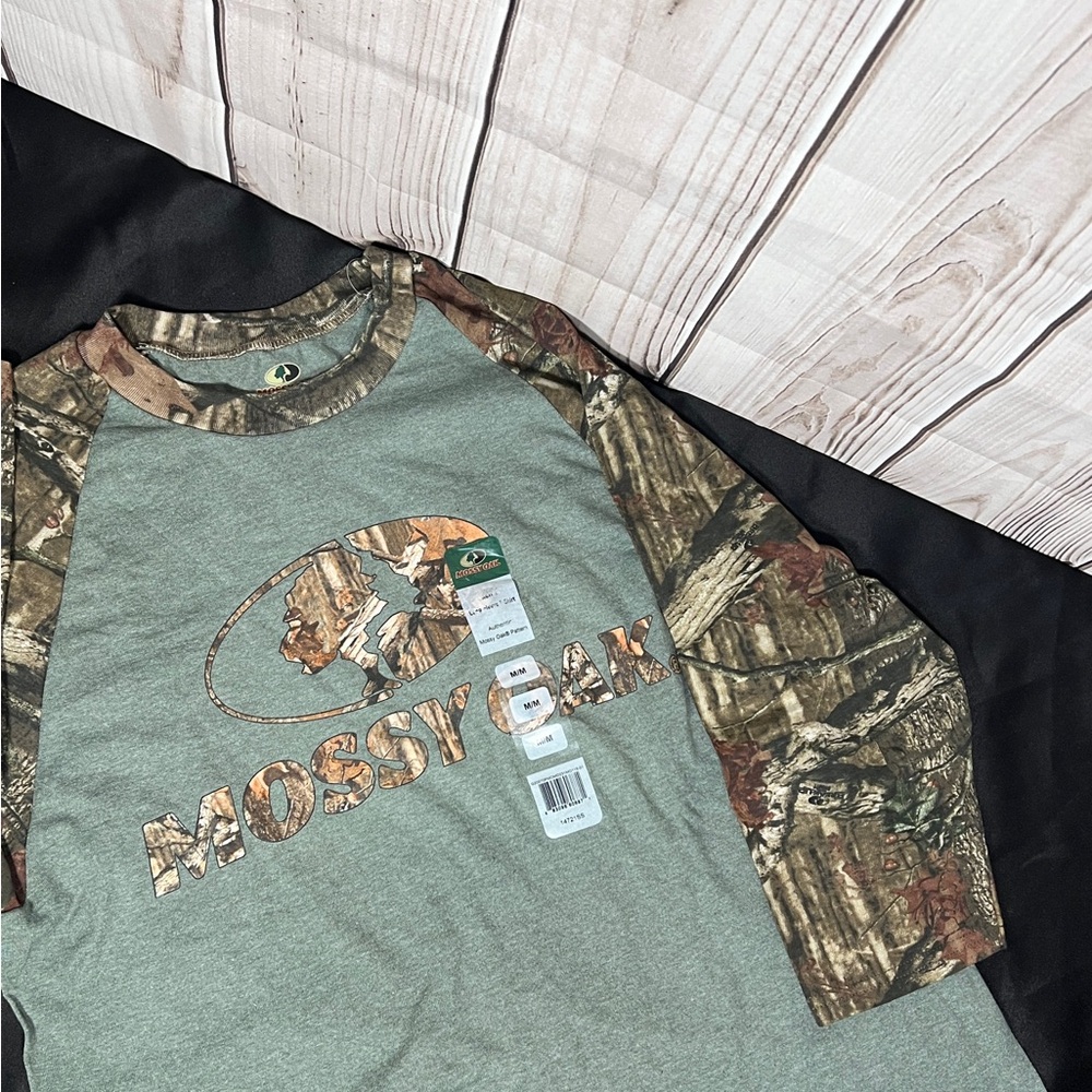 Mossy Oak  CAMO  3/4 Sleeve T Shirt  Mens Size Medium New!